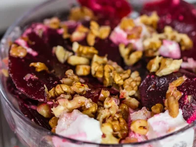 Beetroot salad with feta and walnuts